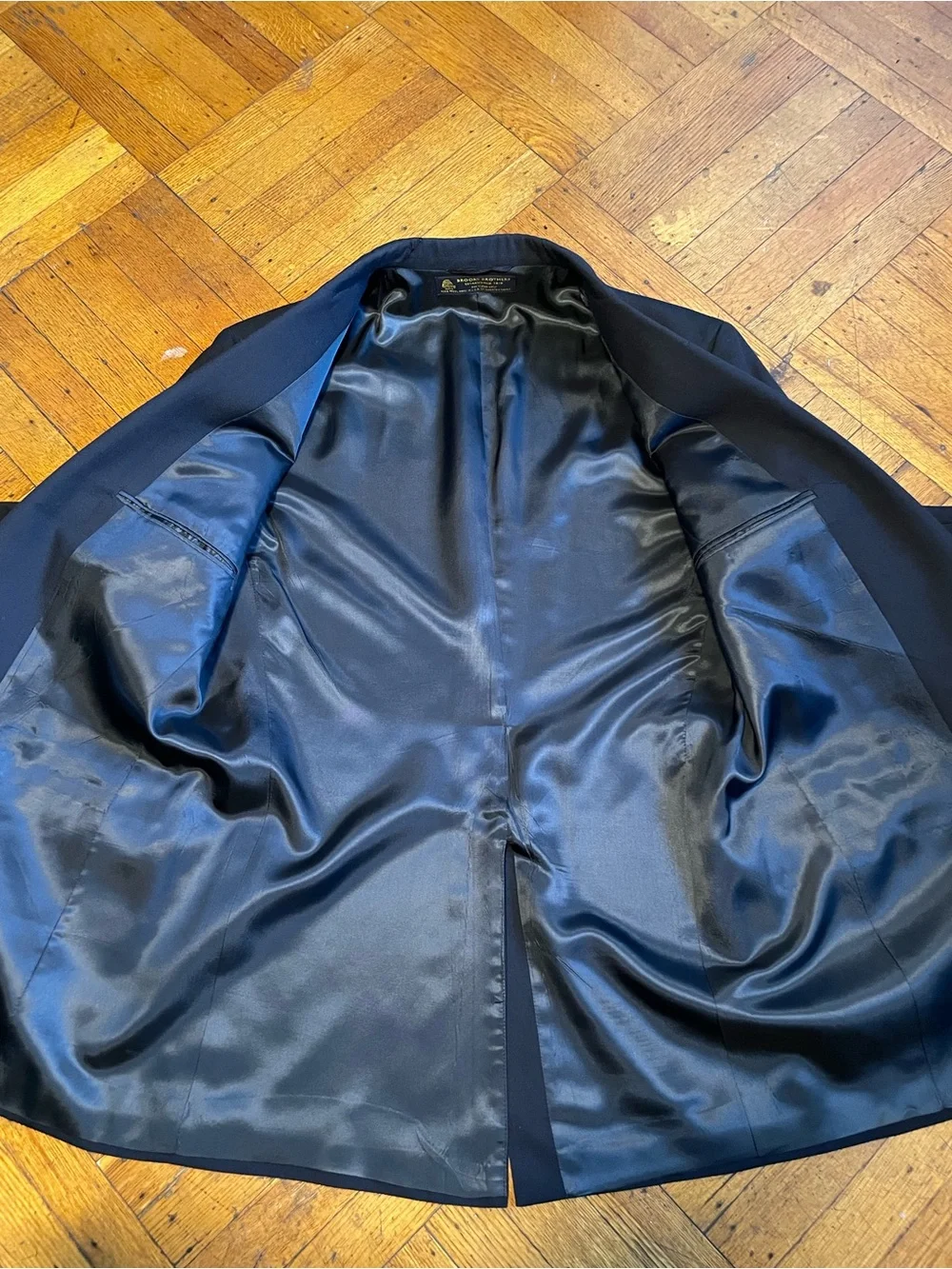 Vintage Brooks Brothers Navy Blue 100% Wool Blazer Men 44R USA Made 2-Button